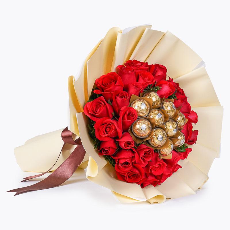 30 Red roses and Ferrero